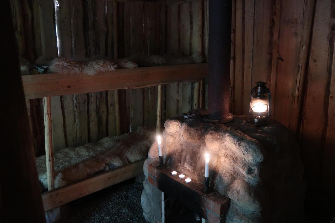 Stf Kolarbyn Eco-Lodge Skinnskatteberg Exterior foto